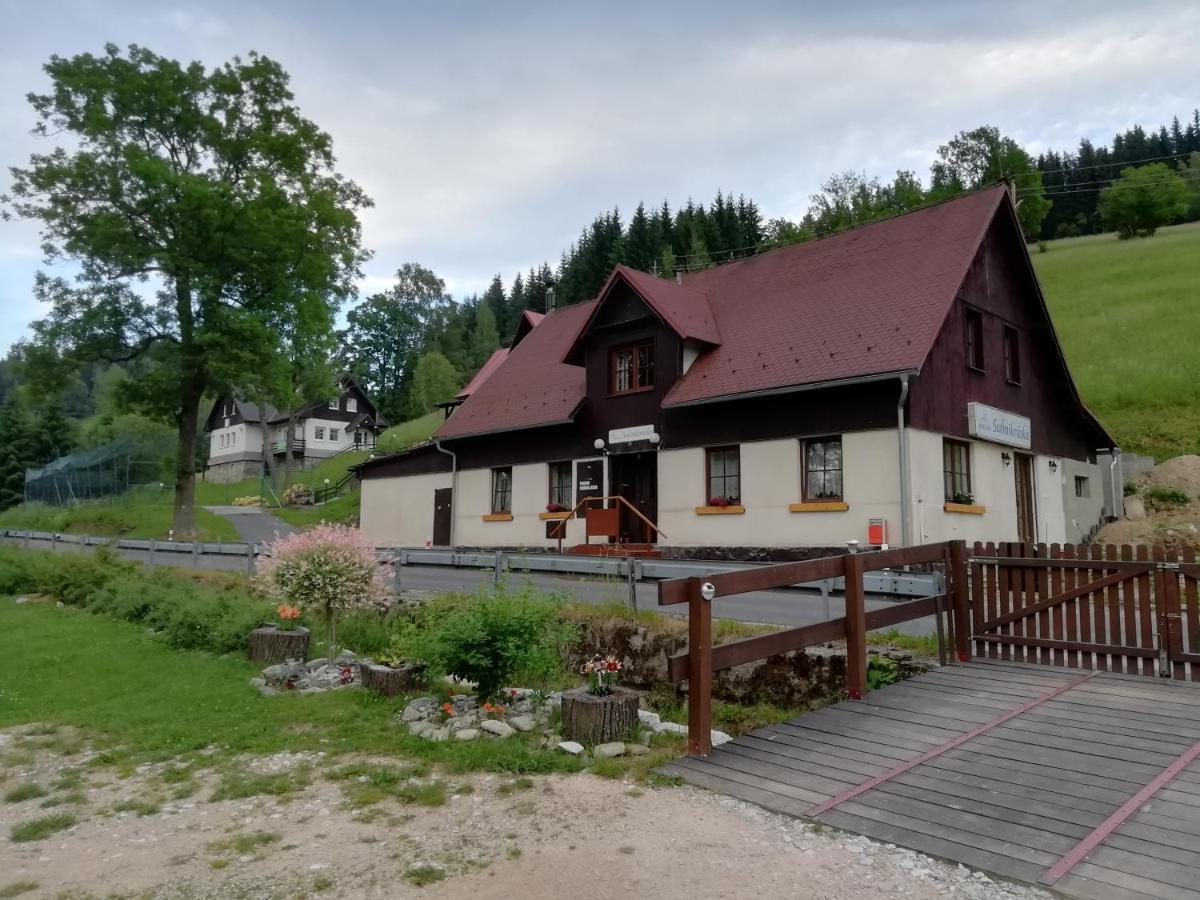 Villa Sedmikráska Horní Maršov Esterno foto